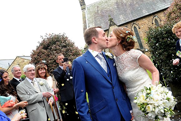 a garden wedding at Mill Granary Cottages (c) Camera A Photography (28)